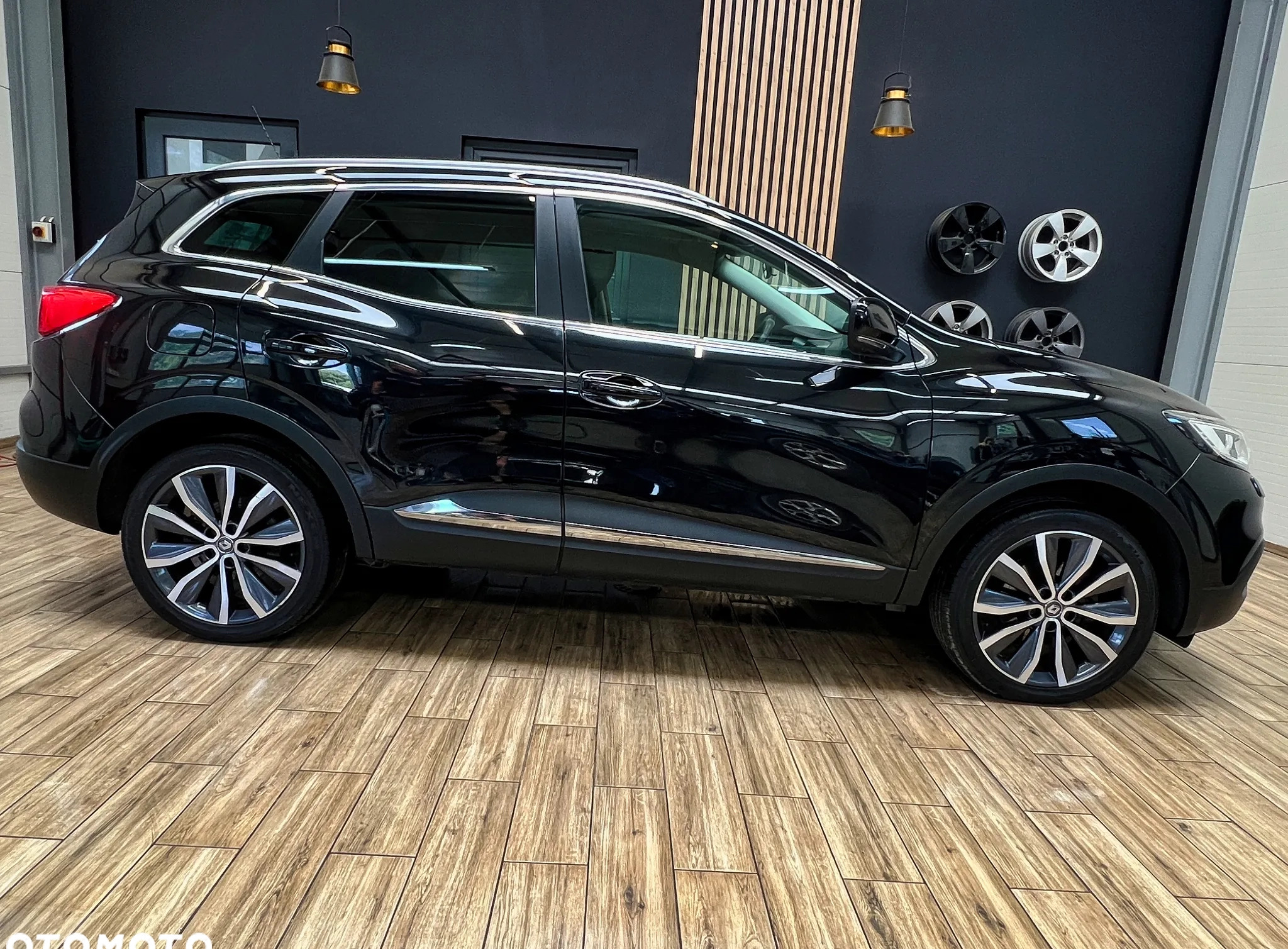 Renault Kadjar cena 59900 przebieg: 140000, rok produkcji 2017 z Gdańsk małe 667